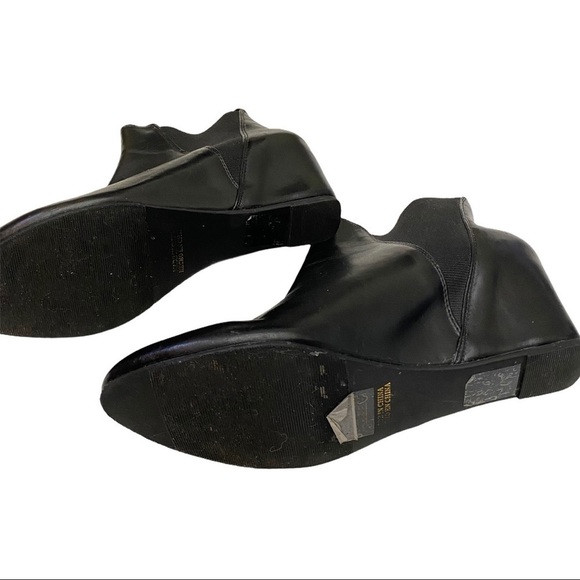 Forever 21 Hidden Wedge Black Booties Sz 5.5 - Picture 6 of 8
